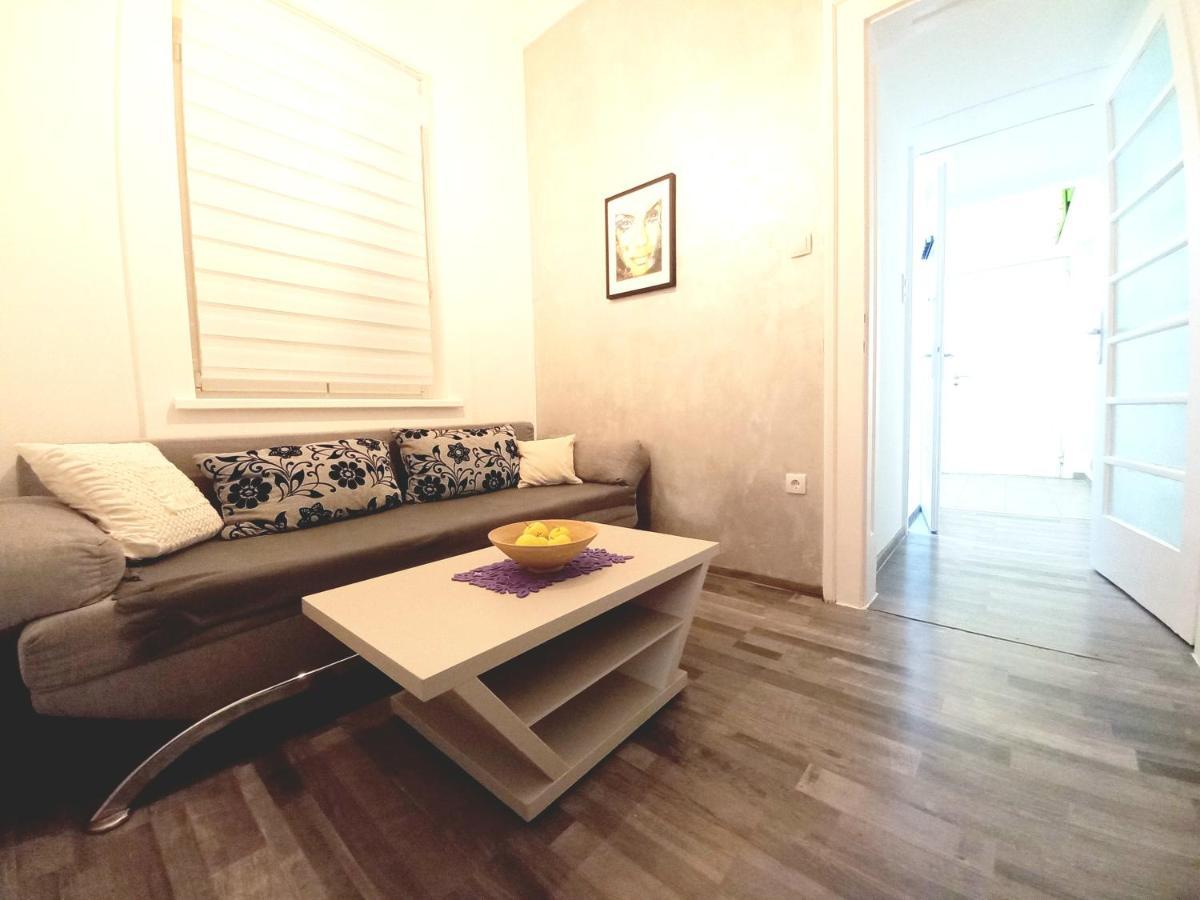 Genius Apartment Belgrade Exterior photo